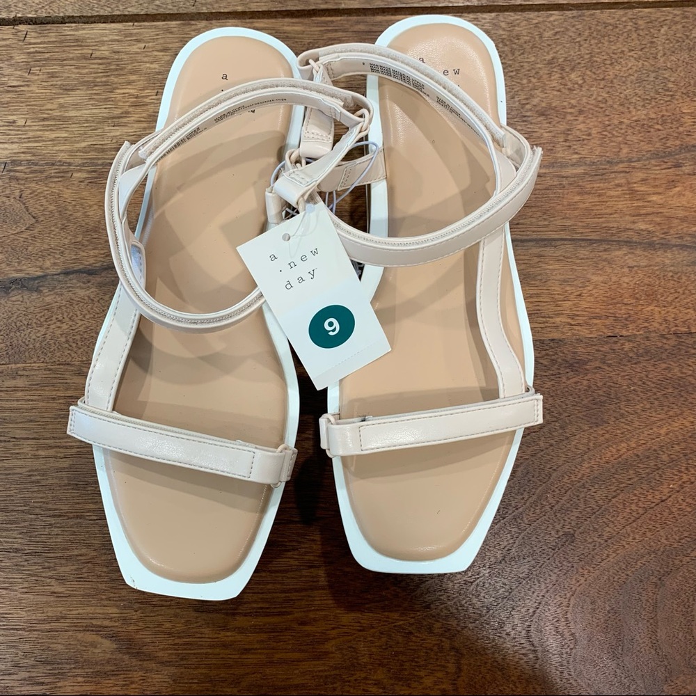 Size 9 - Summertime Sandals - Velcro/ Cork Platform, '90s athleisure